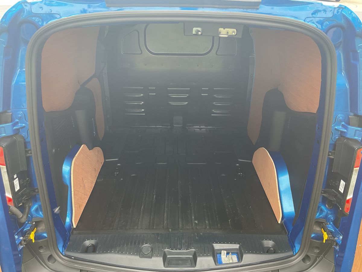 Used Ford Transit Courier 2024 for sale - 76554840: Photo 11