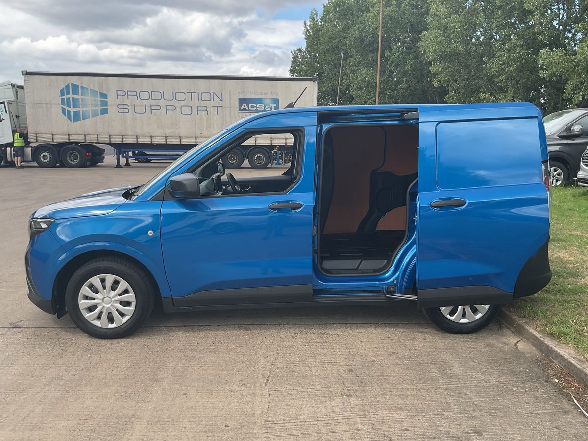 Used Ford Transit Courier 2024 for sale - 76554840: Photo 26