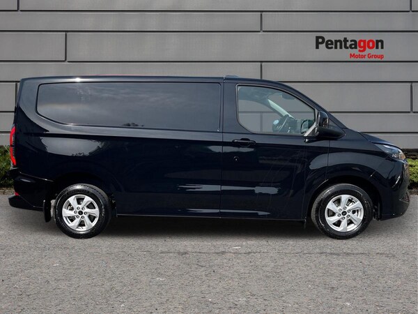 Used Ford E-Transit 2024 for sale - 75555123: Photo 13
