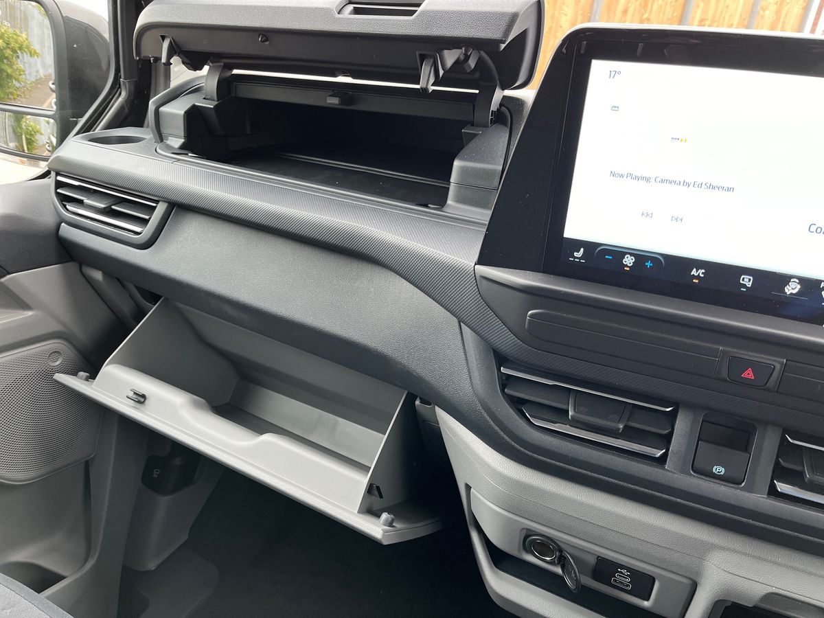 Used Ford Transit Custom 2025 for sale - 76219523: Photo 24