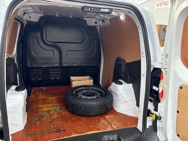 Used Ford Transit Courier 2022 for sale - 76211416: Photo 11