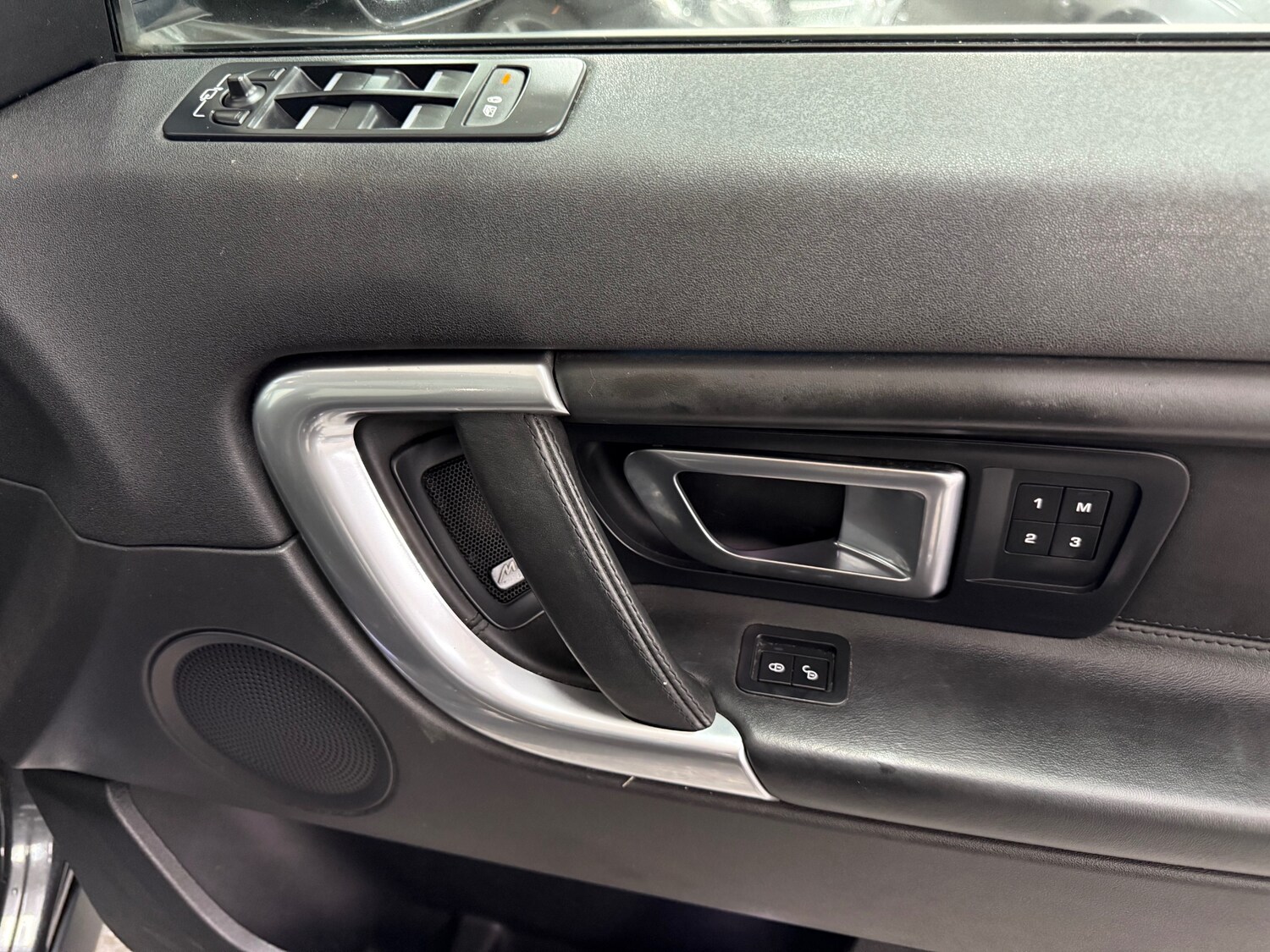 Used Land Rover Discovery Sport 2017 for sale - 77445755: Photo 16