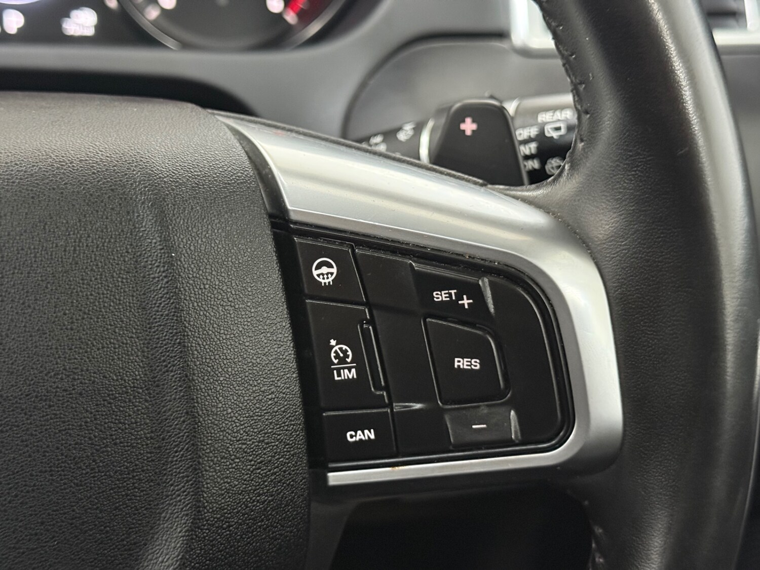 Used Land Rover Discovery Sport 2017 for sale - 77445755: Photo 22