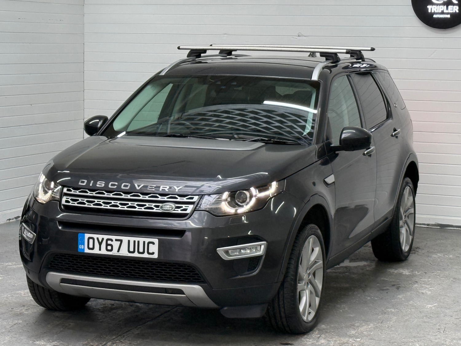 Used Land Rover Discovery Sport 2017 for sale - 77445755: Photo 4