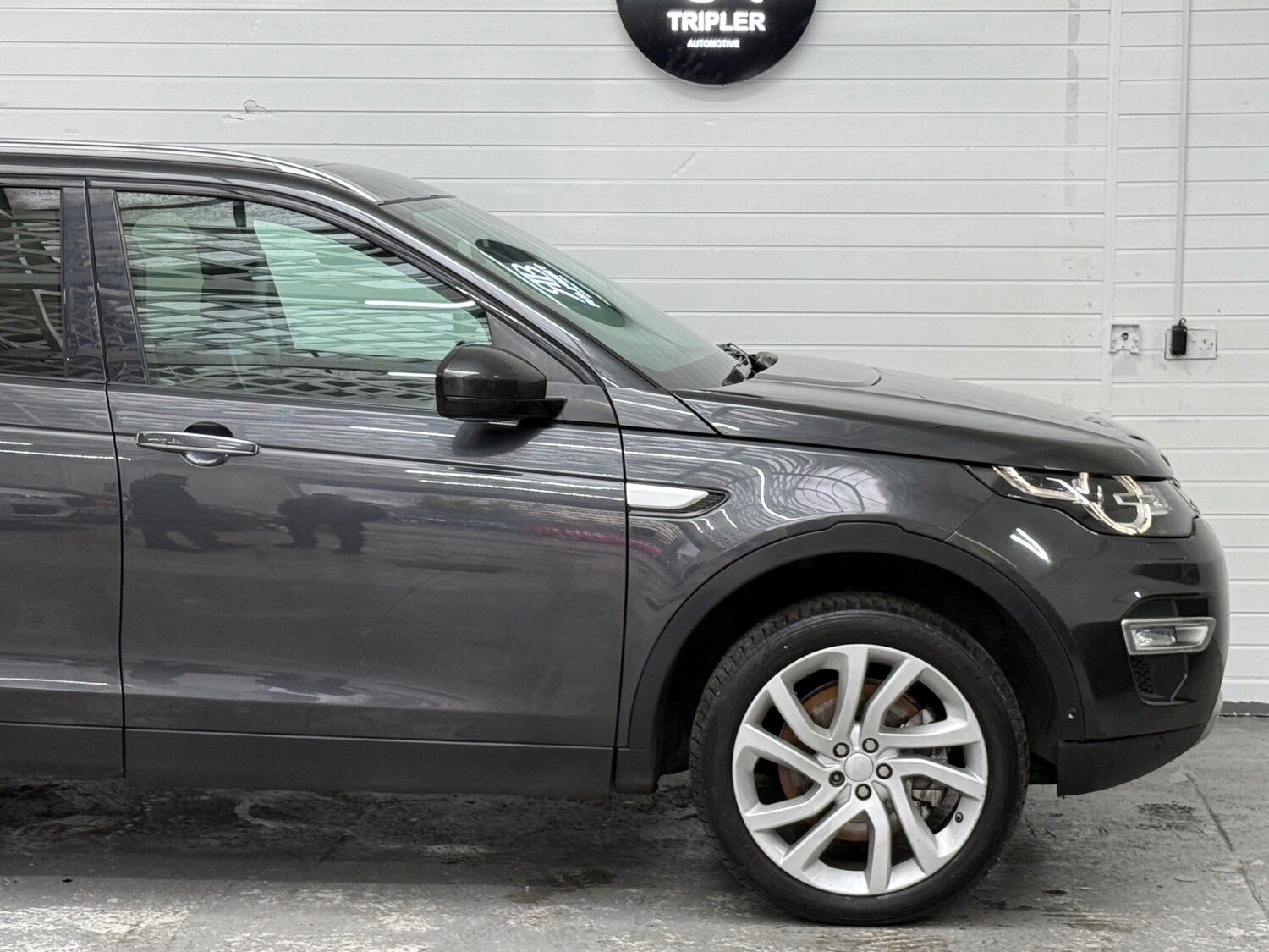 Used Land Rover Discovery Sport 2017 for sale - 77445755: Photo 8