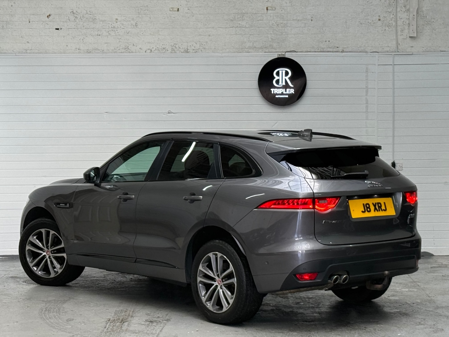 Used Jaguar F-Pace 2016 for sale - 77778921: Photo 29
