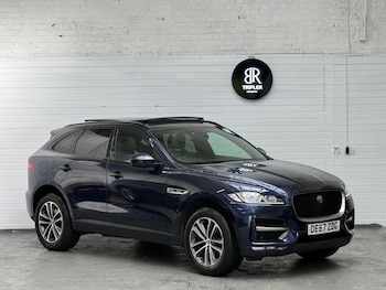 Used Jaguar F-Pace 2017 for sale - 79321688: Photo