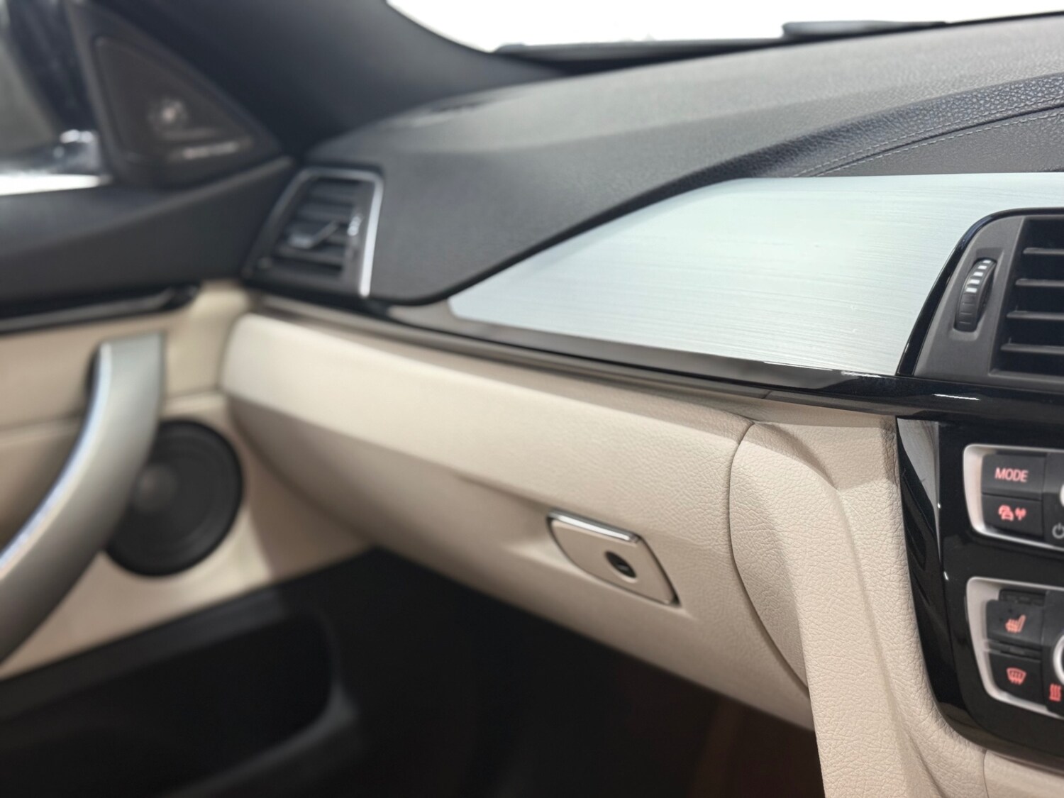 Used BMW 4 Series 2017 for sale - 77450812: Photo 29