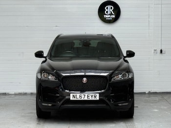 Used Jaguar F-Pace 2017 for sale - 78971521: Photo