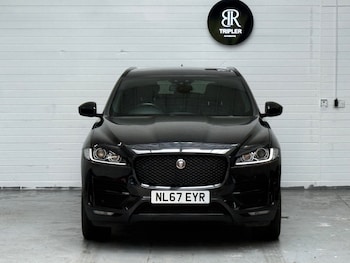 Used Jaguar F-Pace 2017 for sale - 78971521: Photo