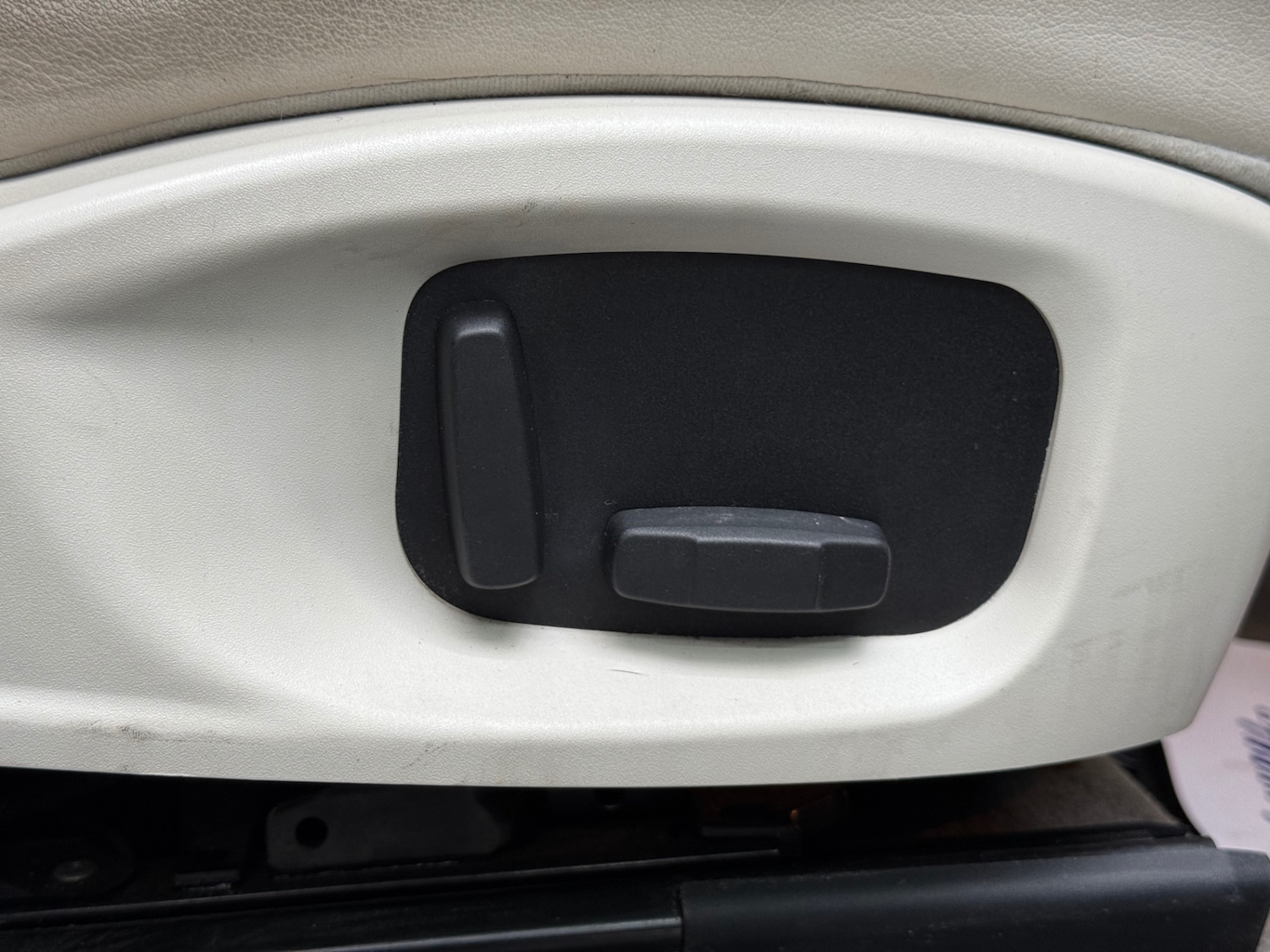 Used Jaguar F-Pace 2016 for sale - 77689630: Photo 10