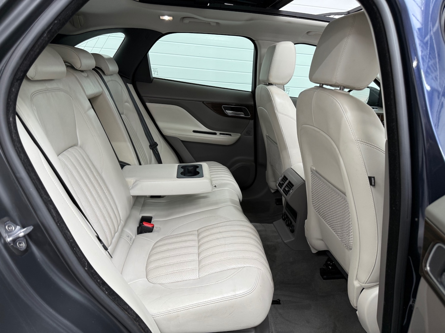 Used Jaguar F-Pace 2016 for sale - 77689630: Photo 12