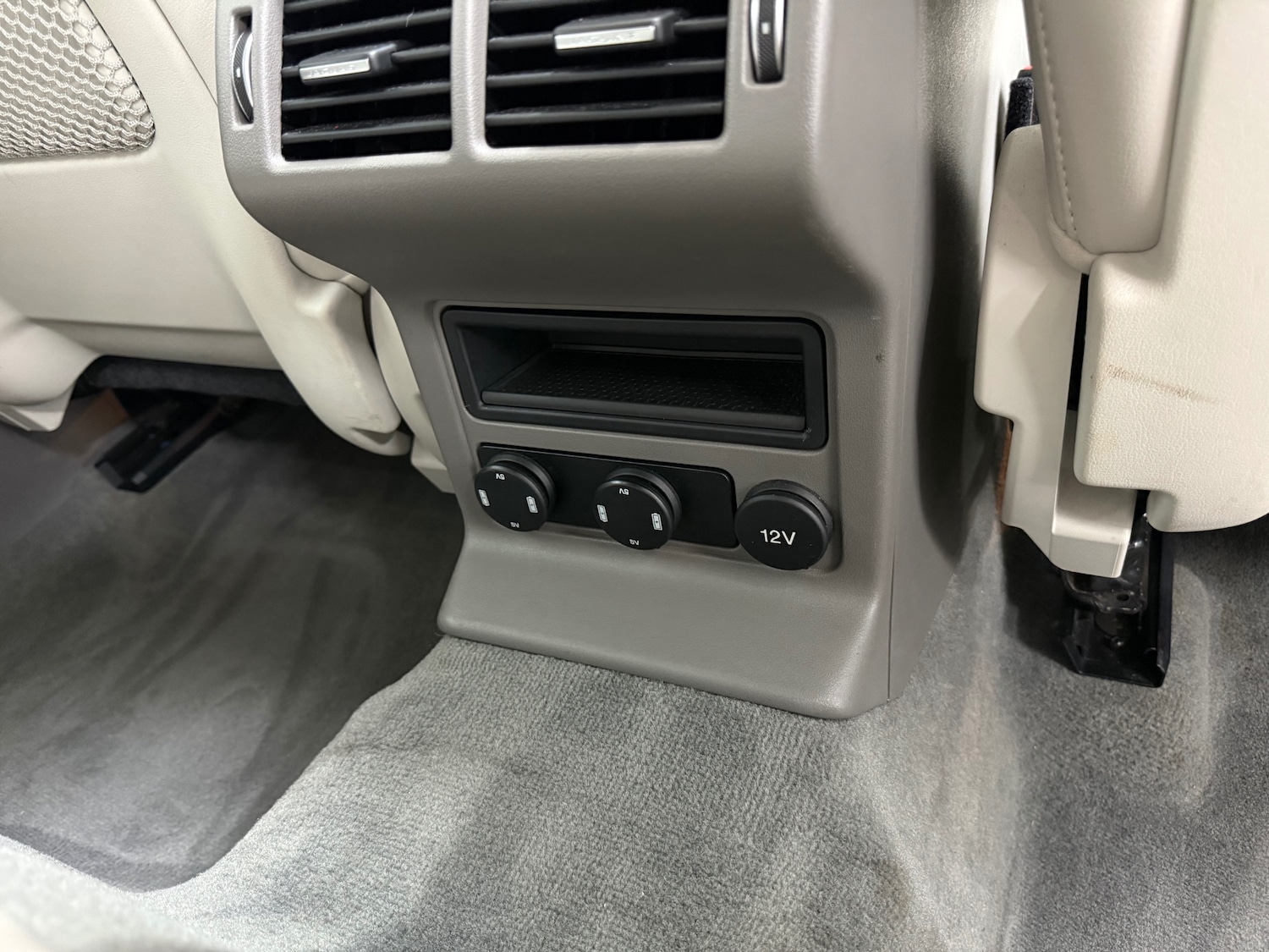 Used Jaguar F-Pace 2016 for sale - 77689630: Photo 14