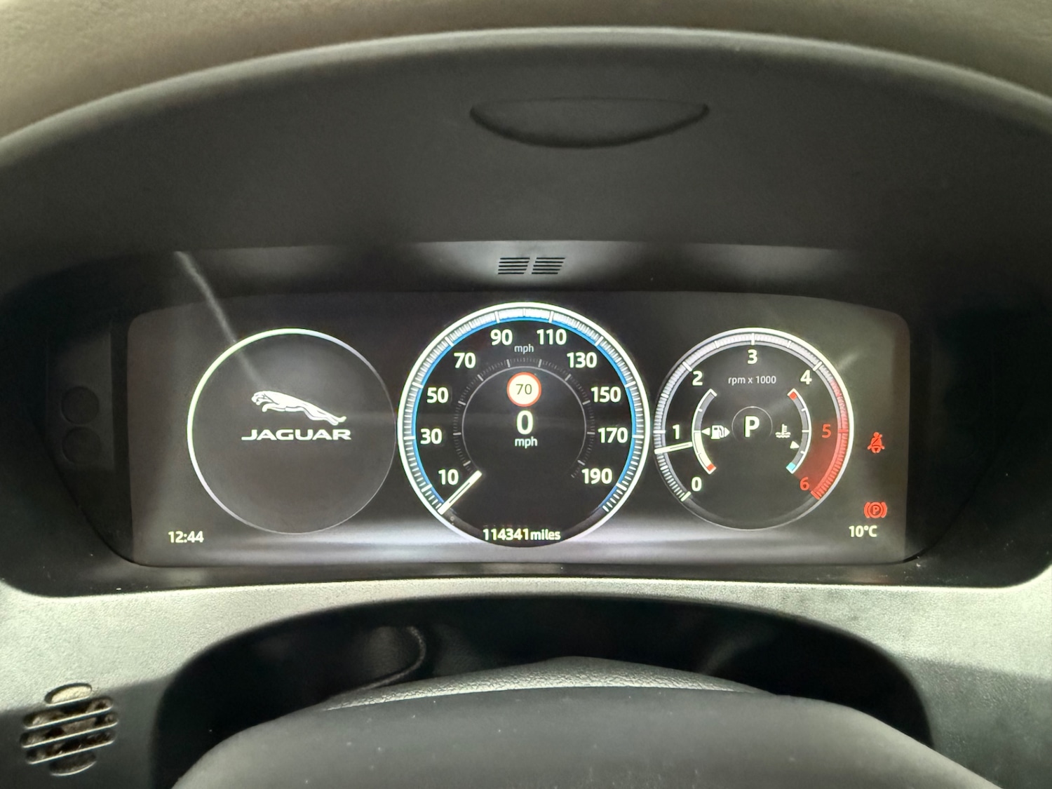 Used Jaguar F-Pace 2016 for sale - 77689630: Photo 30