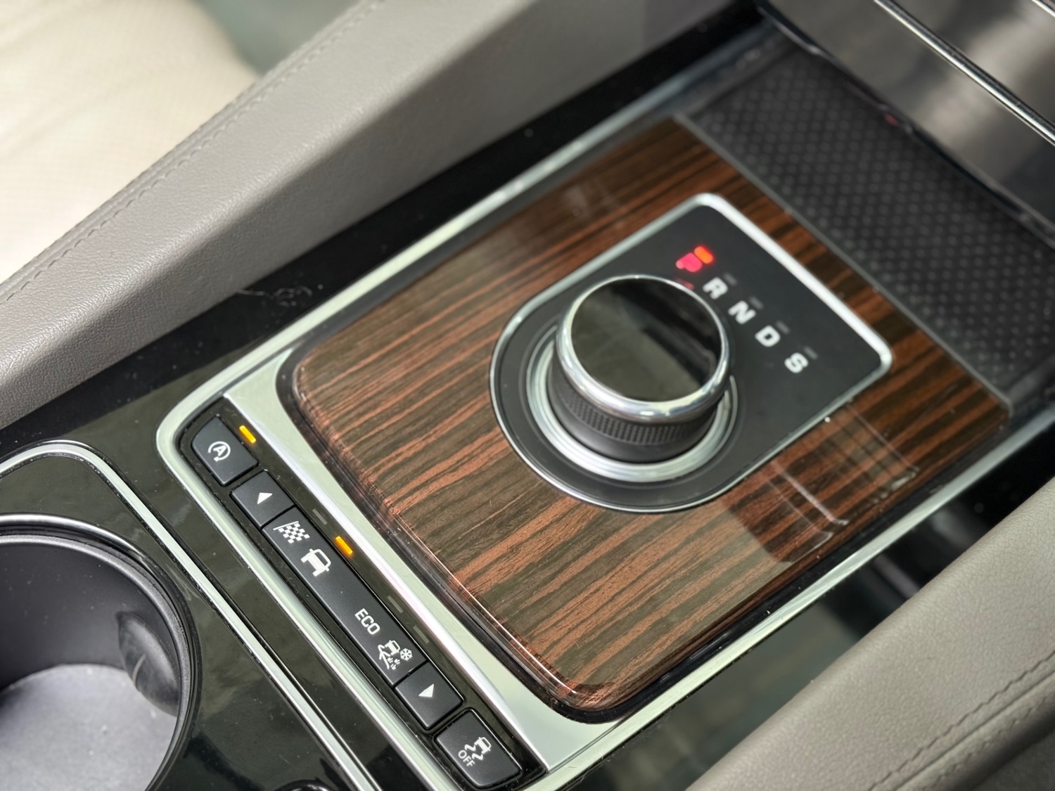 Used Jaguar F-Pace 2016 for sale - 77689630: Photo 36