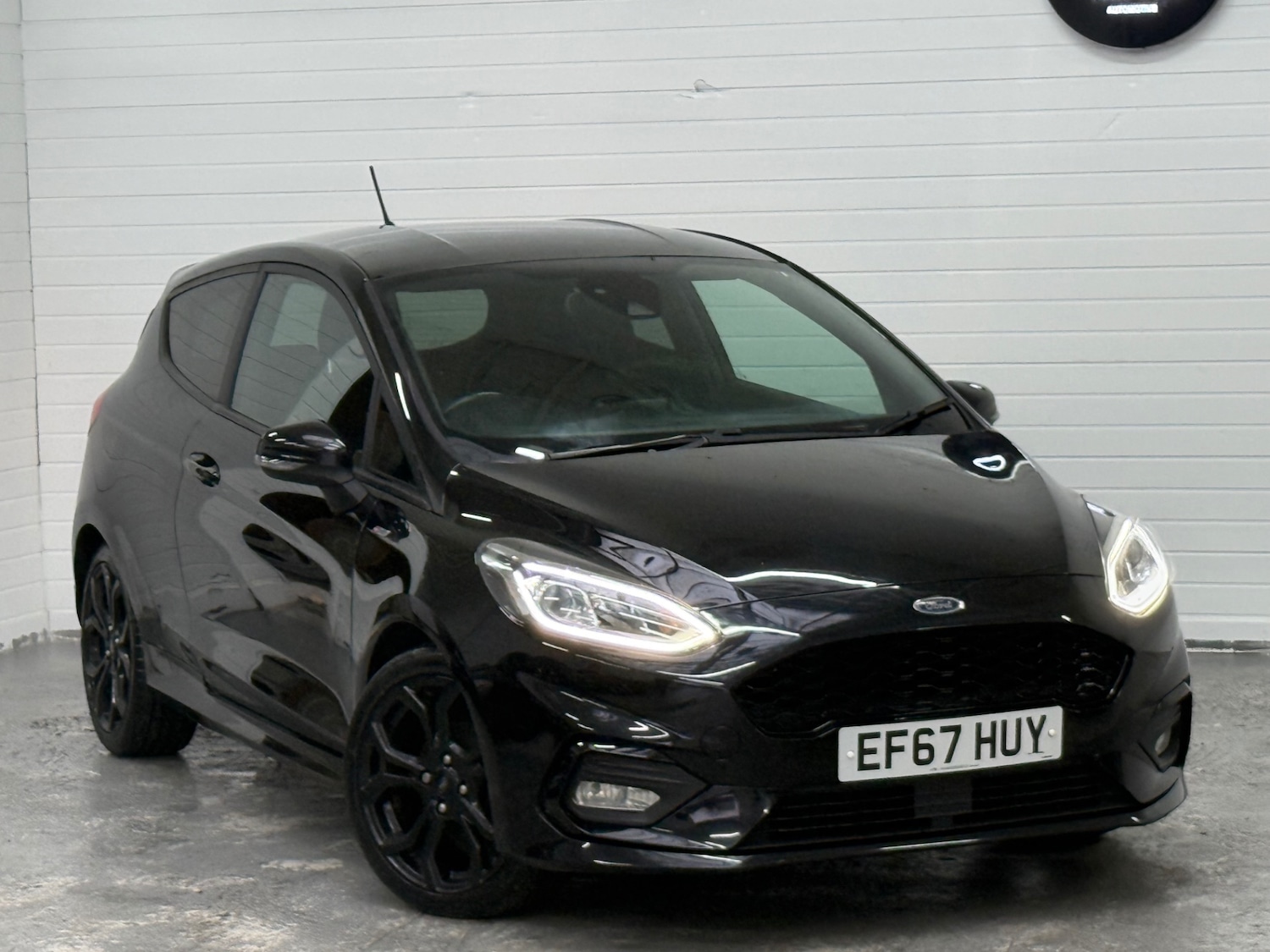 Used Ford Fiesta 2017 for sale - 77460396: Photo 2