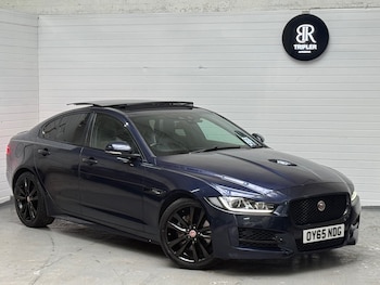 Used Jaguar XE 2015 for sale - 78111623: Photo