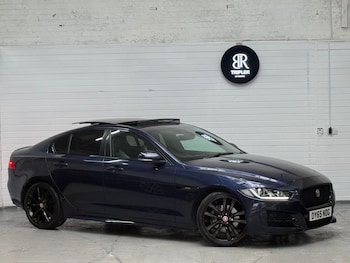 Used Jaguar XE 2015 for sale - 78111623: Photo