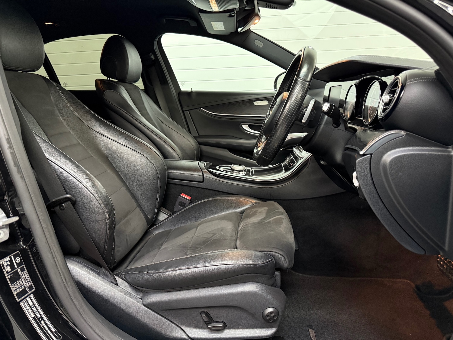 Used Mercedes-Benz E Class 2017 for sale - 77590439: Photo 8