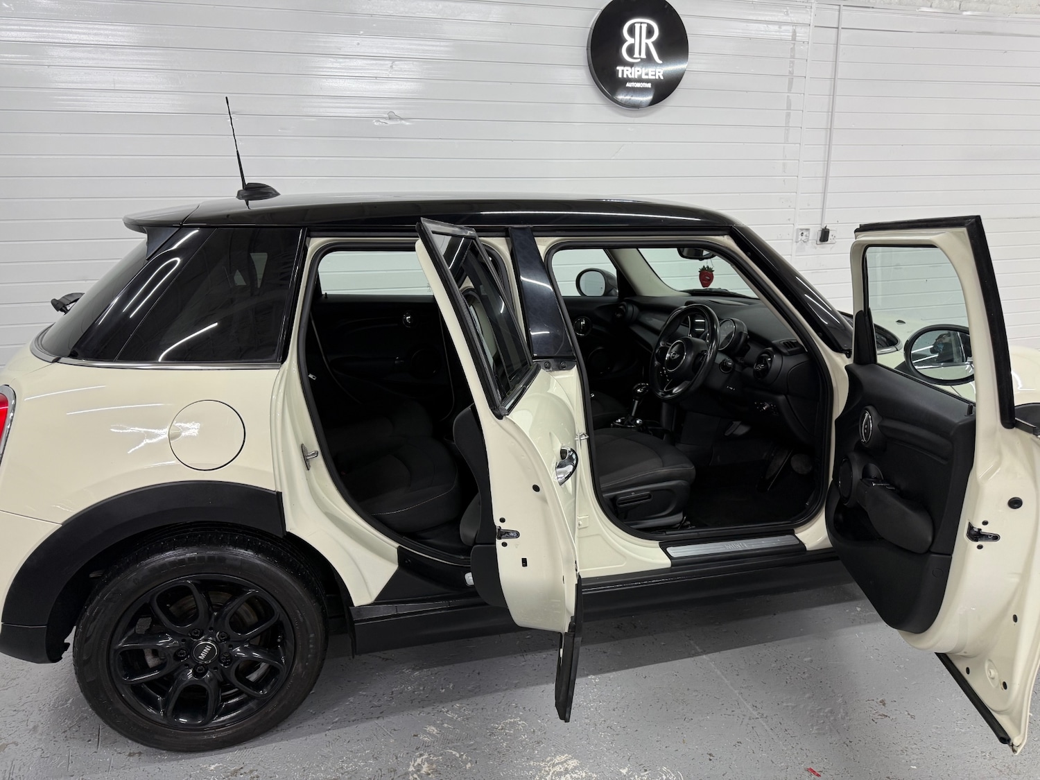 Used MINI Hatch 2017 for sale - 77453029: Photo 9