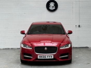 Used Jaguar XF 2017 for sale - 79045451: Photo