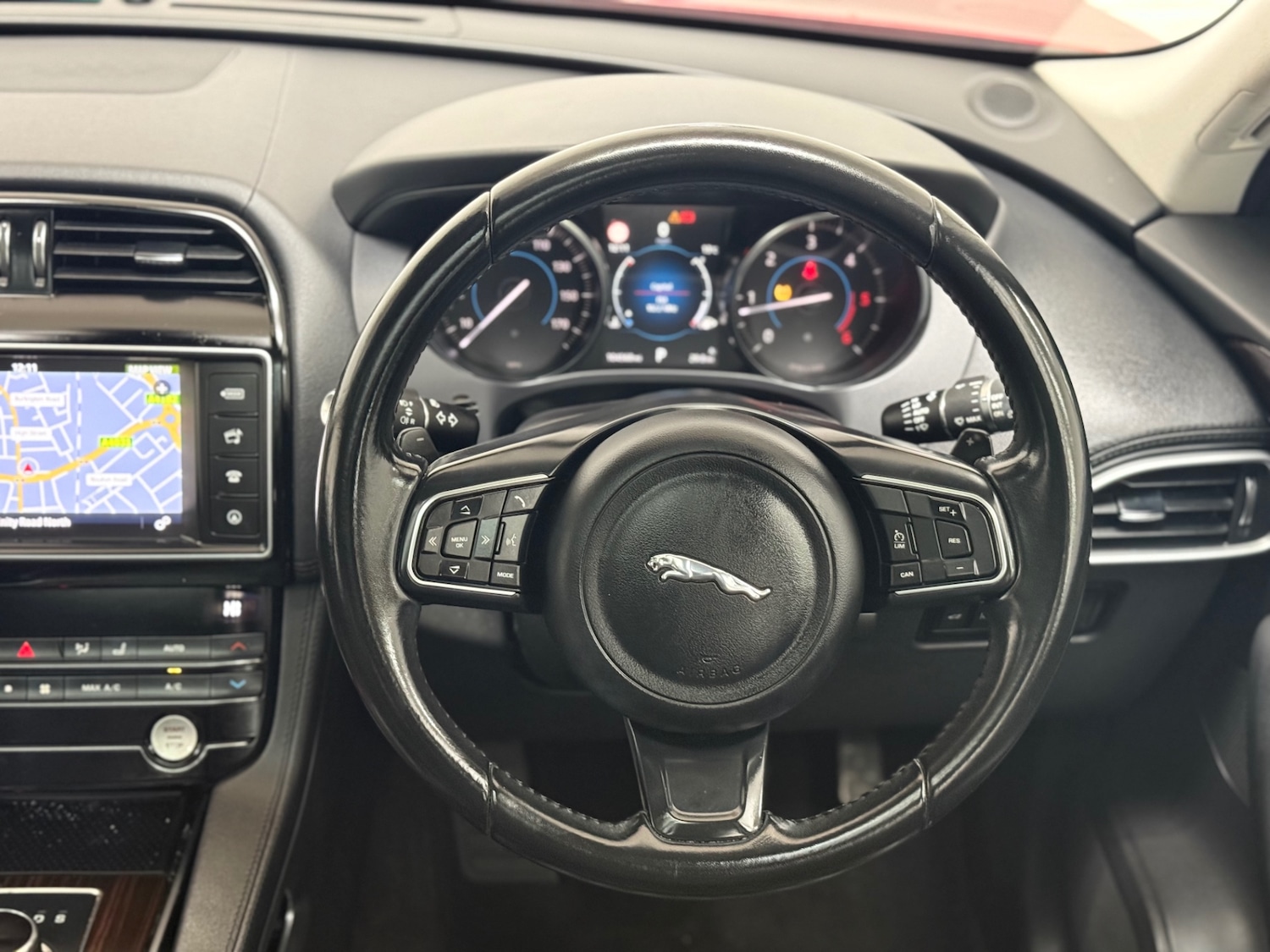 Used Jaguar F-Pace 2017 for sale - 78109678: Photo 18