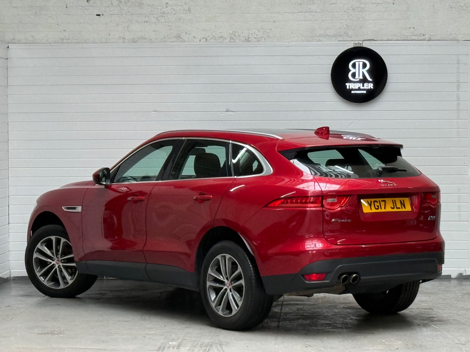 Used Jaguar F-Pace 2017 for sale - 78109678: Photo 27