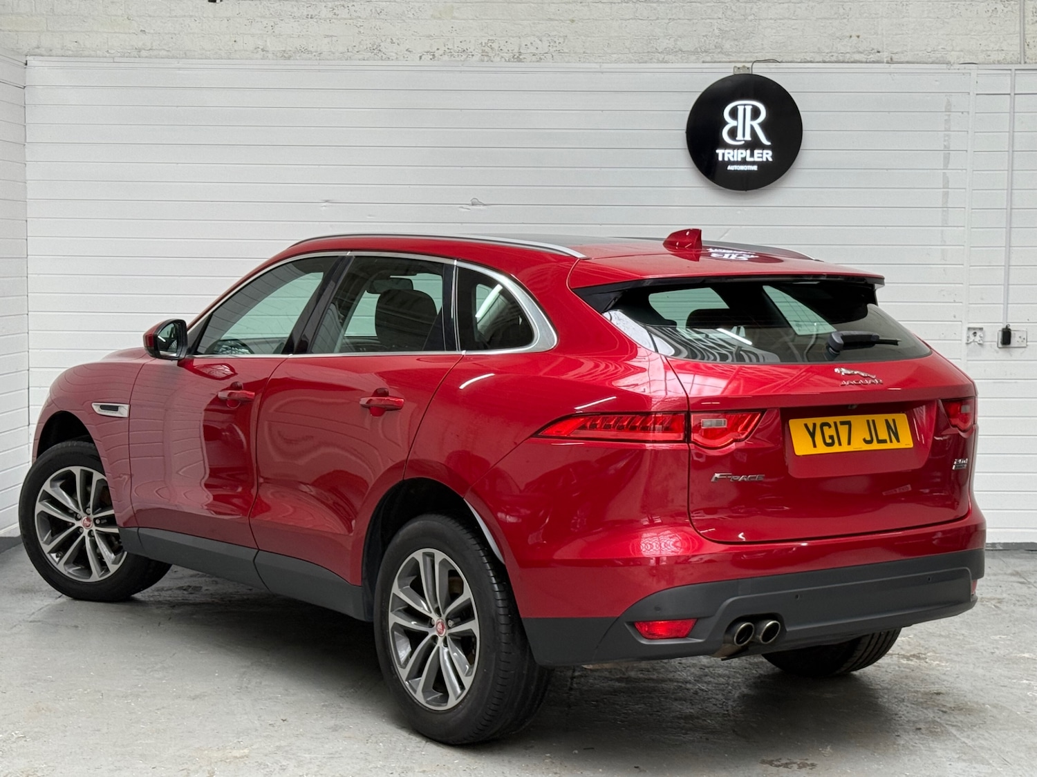 Used Jaguar F-Pace 2017 for sale - 78109678: Photo 28