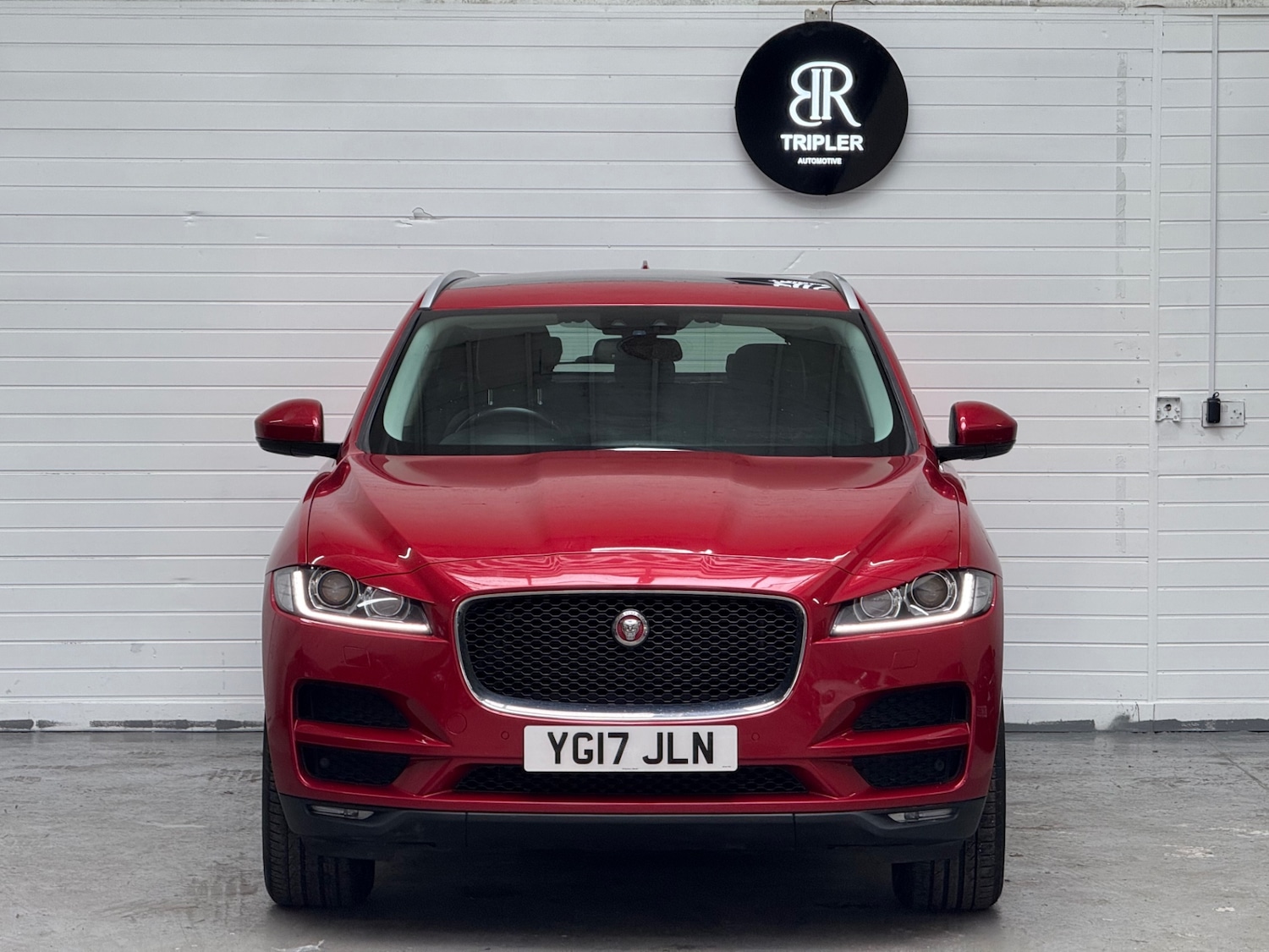 Used Jaguar F-Pace 2017 for sale - 78109678: Photo 38