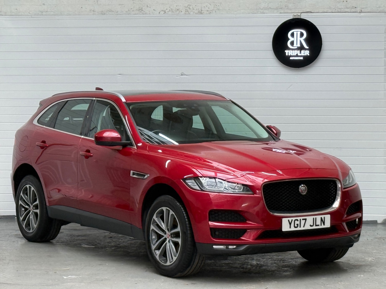 Used Jaguar F-Pace 2017 for sale - 78109678: Photo 39