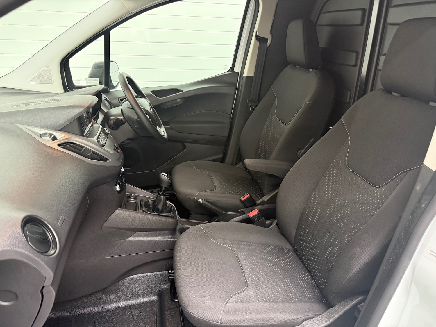 Used Ford Transit Courier 2023 for sale - 77622960: Photo 16