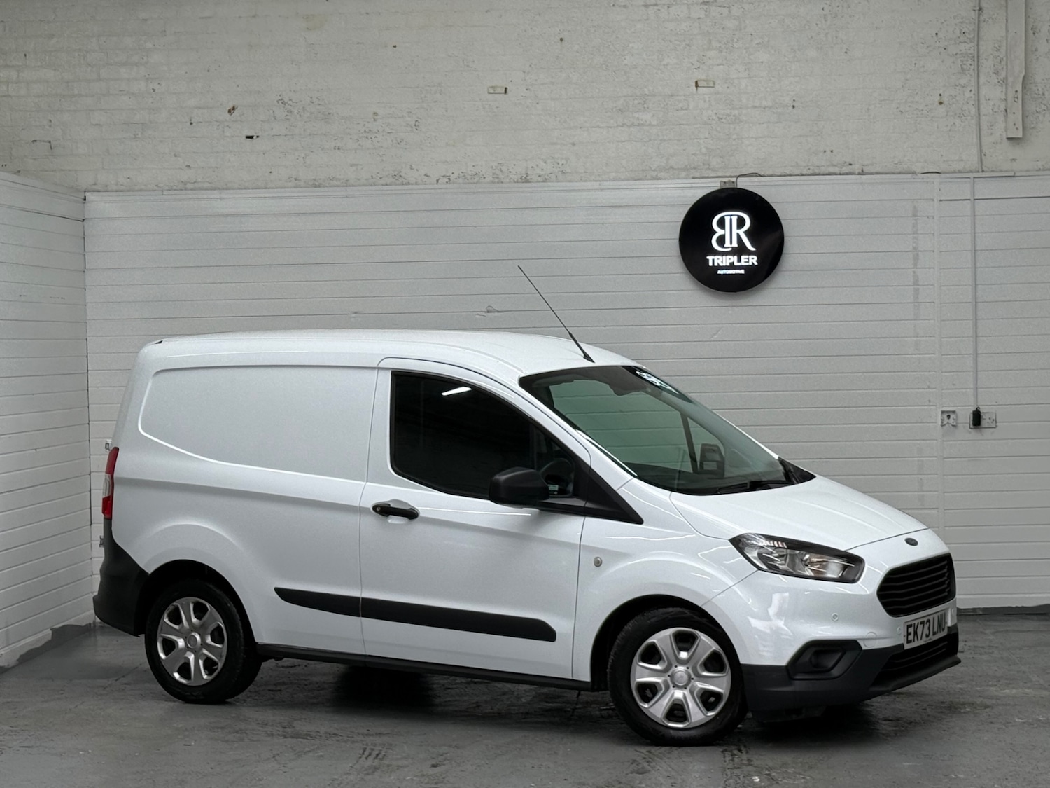 Used Ford Transit Courier 2023 for sale - 77622960: Photo 2