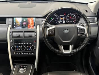 Used Land Rover Discovery Sport 2016 for sale - 79839152: Photo