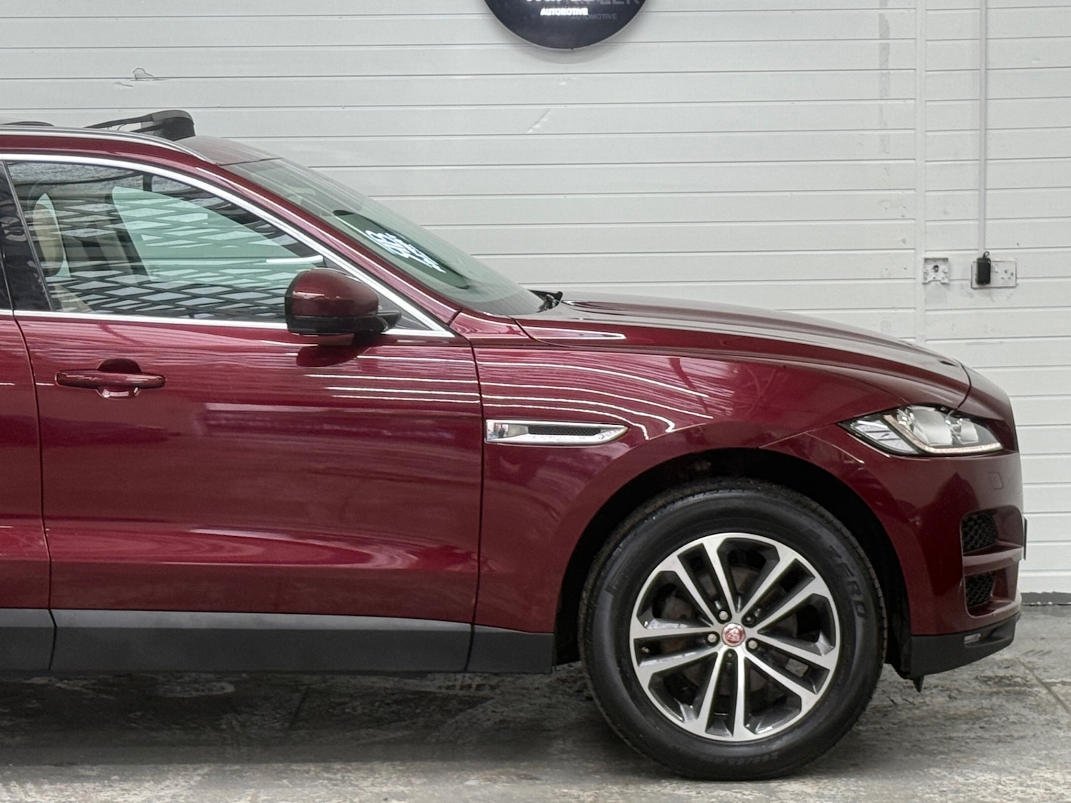 Used Jaguar F-Pace 2017 for sale - 77434716: Photo 10