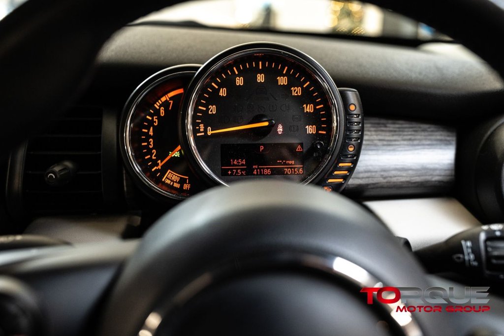 Used MINI Hatch 2015 for sale - 76923554: Photo 32