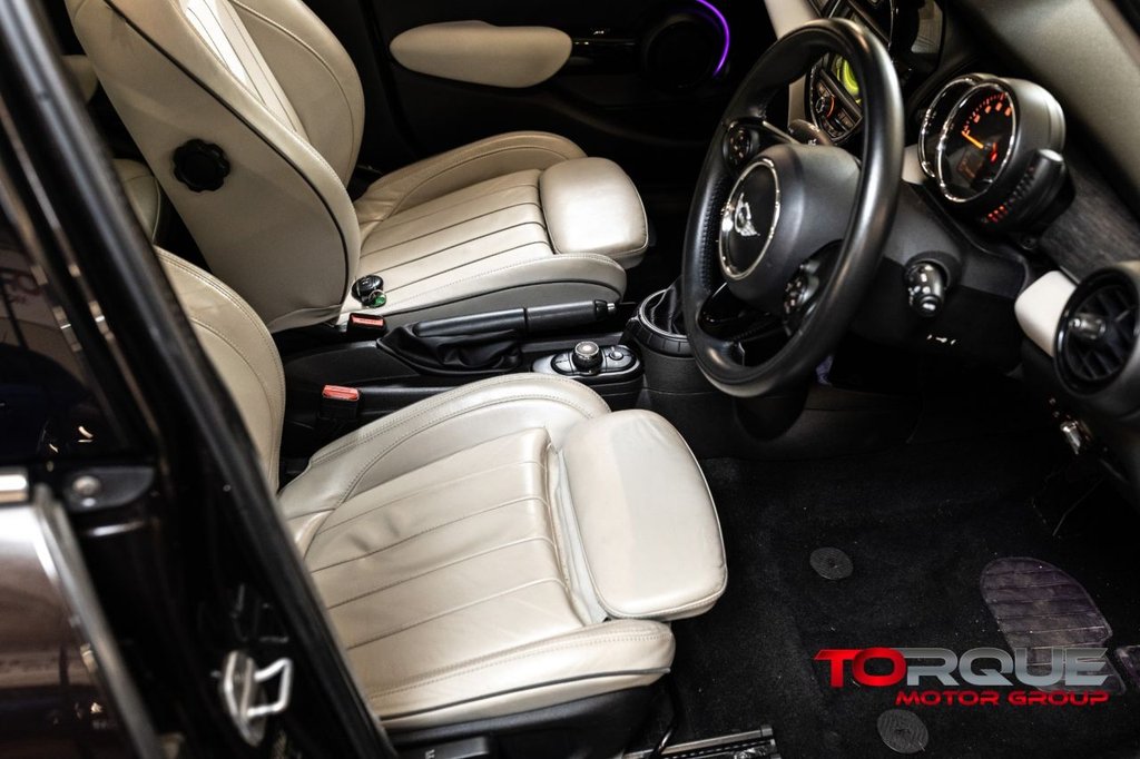 Used MINI Hatch 2015 for sale - 76923554: Photo 48