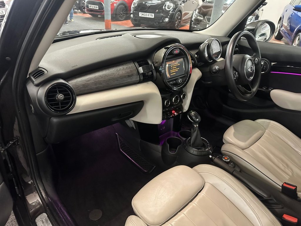 Used MINI Hatch 2015 for sale - 76923554: Photo 9