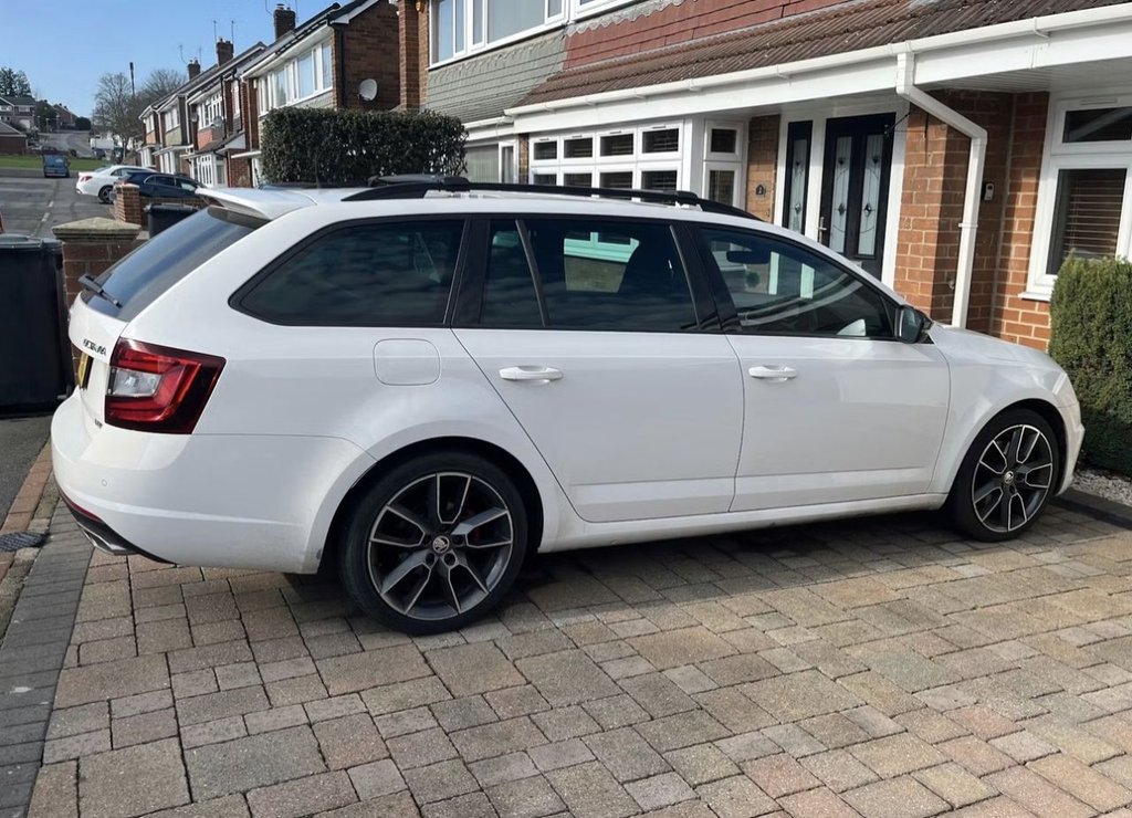Used Skoda Octavia 2018 for sale - 77849962: Photo 2