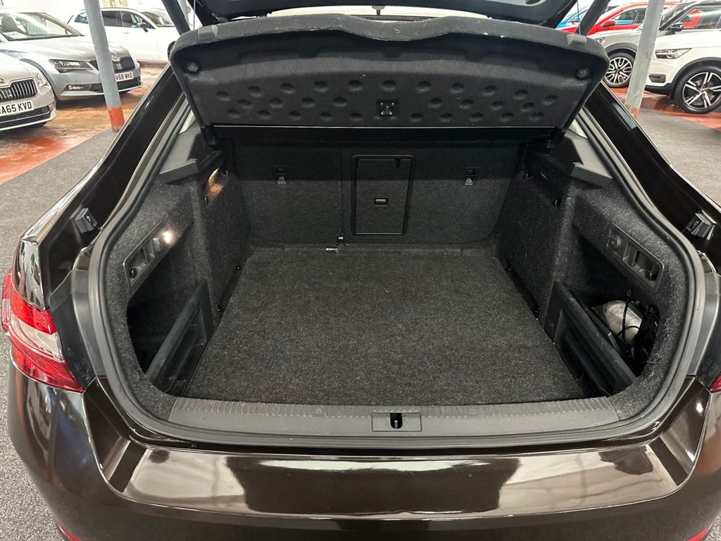 Used Skoda Superb 2015 for sale - 77739624: Photo 18