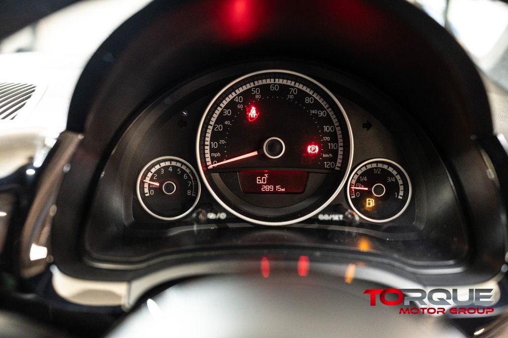 Used Volkswagen up! 2015 for sale - 76740221: Photo 30