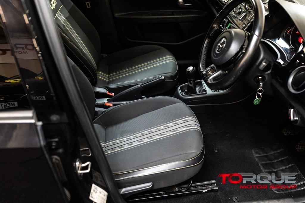 Used Volkswagen up! 2015 for sale - 76740221: Photo 35