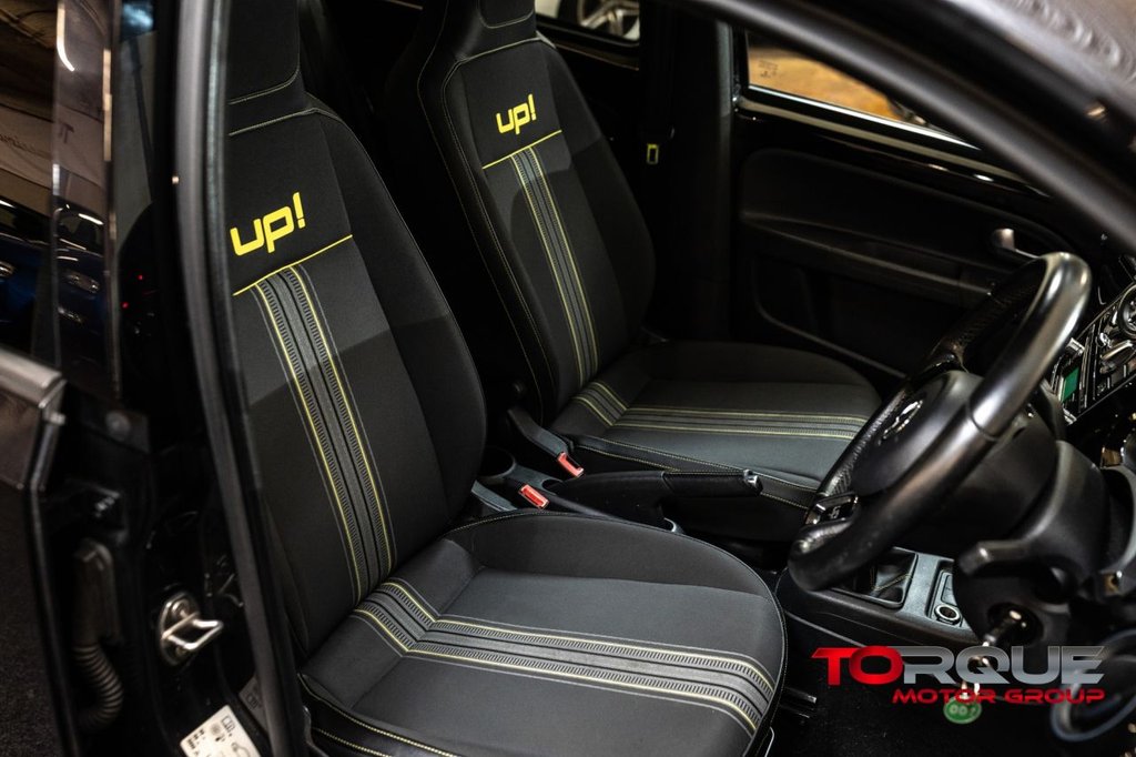 Used Volkswagen up! 2015 for sale - 76740221: Photo 40