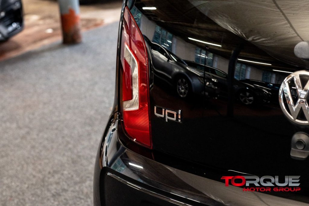 Used Volkswagen up! 2015 for sale - 76740221: Photo 9