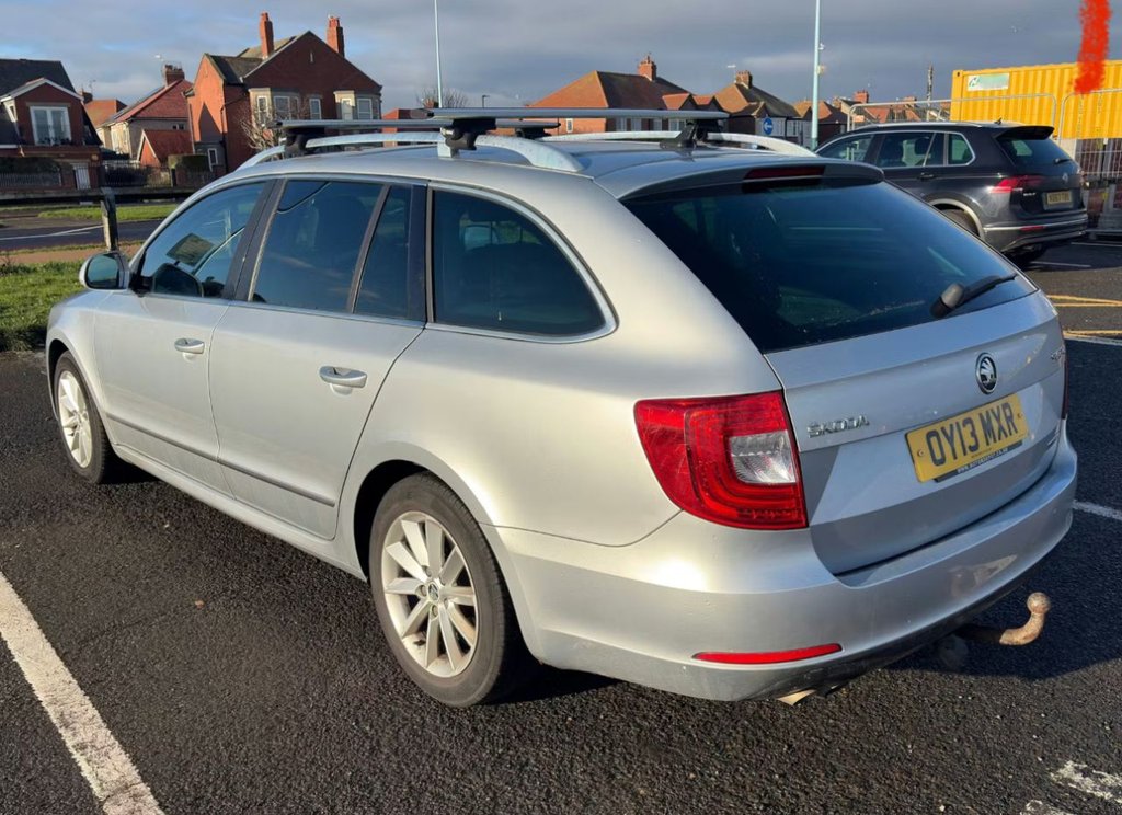 Used Skoda Superb 2013 for sale - 76773005: Photo 4