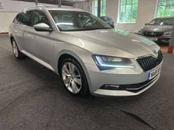 Used Skoda Superb 2018 for sale - 74722534: Photo