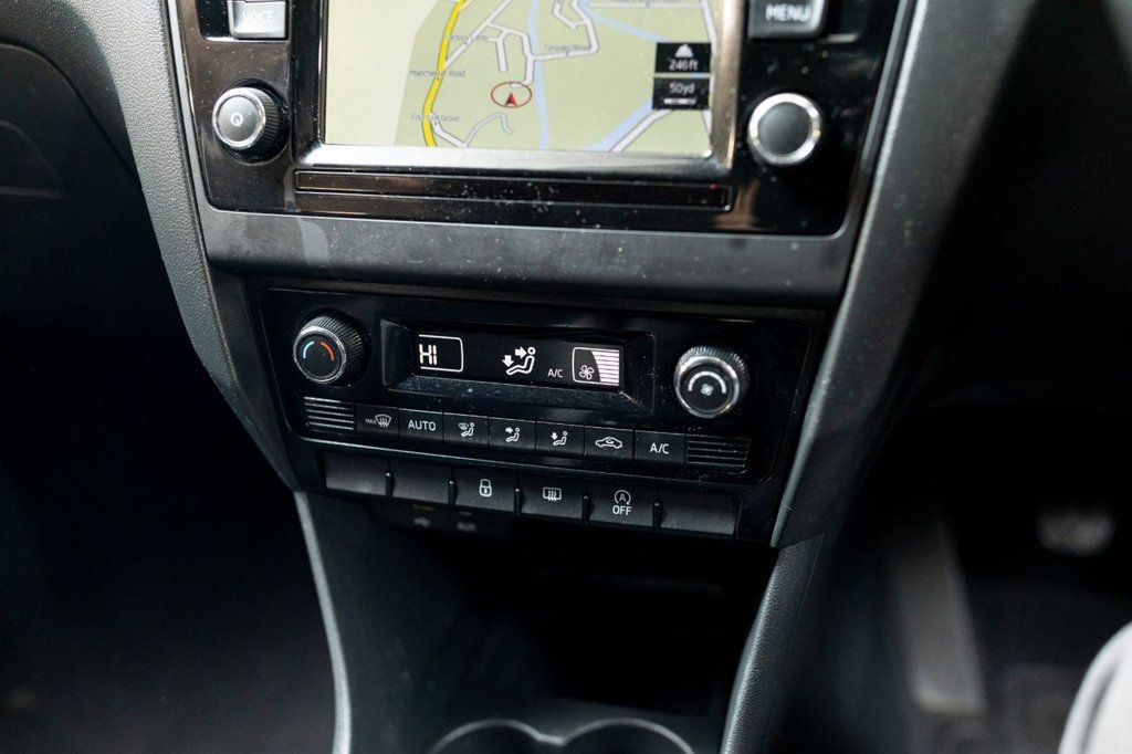 Used Skoda Rapid Spaceback 2016 for sale - 76927587: Photo 32