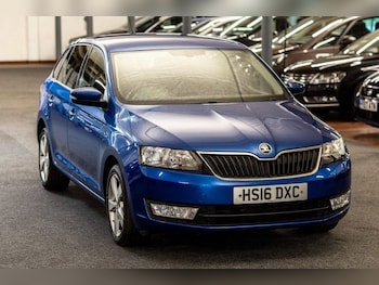 Used Skoda Rapid Spaceback 2016 for sale - 76927587: Photo