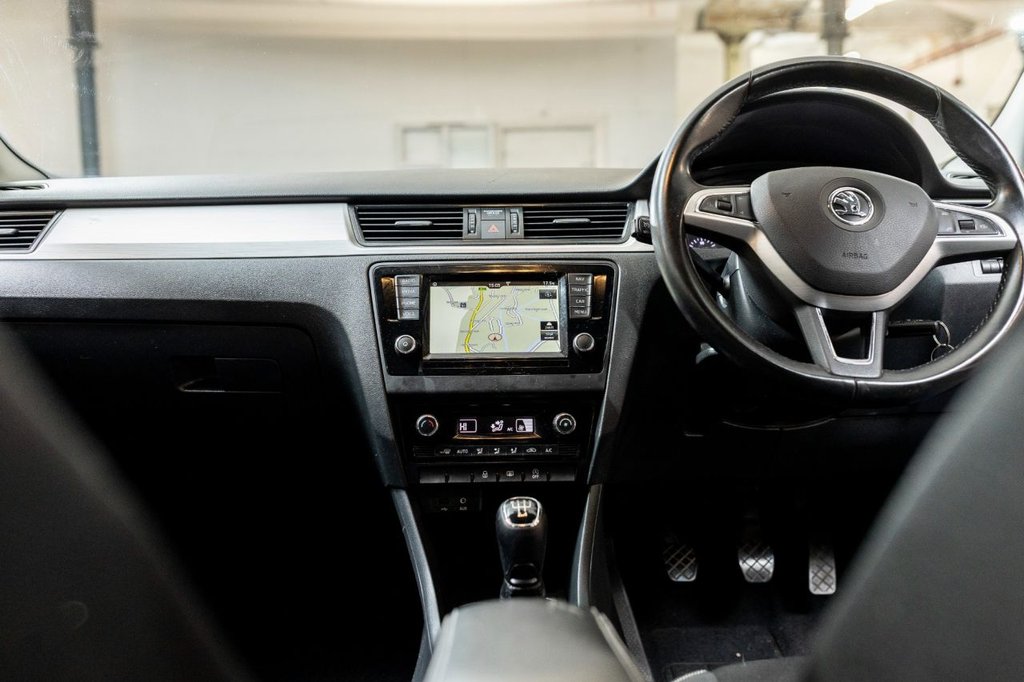 Used Skoda Rapid Spaceback 2016 for sale - 76927587: Photo 45