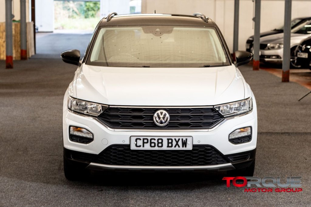 Used Volkswagen T-Roc 2018 for sale - 76900581: Photo 2
