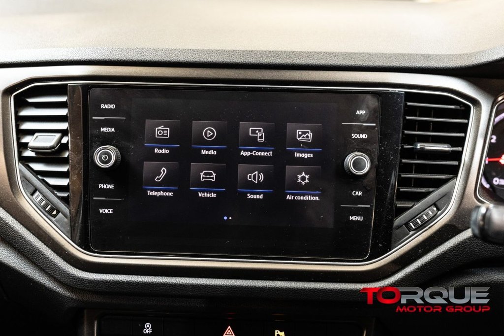 Used Volkswagen T-Roc 2018 for sale - 76900581: Photo 28